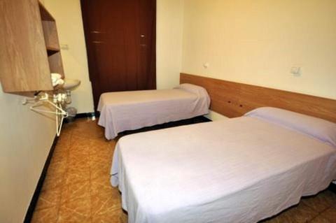 Hostal Can Blanco Sarriá de Ter Oda fotoğraf