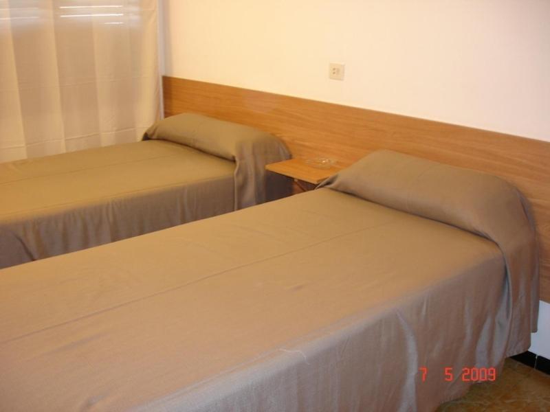 Hostal Can Blanco Sarriá de Ter Dış mekan fotoğraf